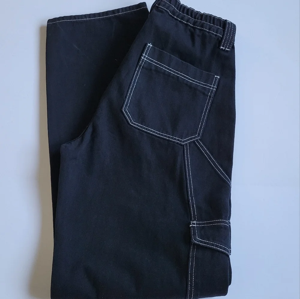 Fashion Nova Carpenter Cargo Jeans.